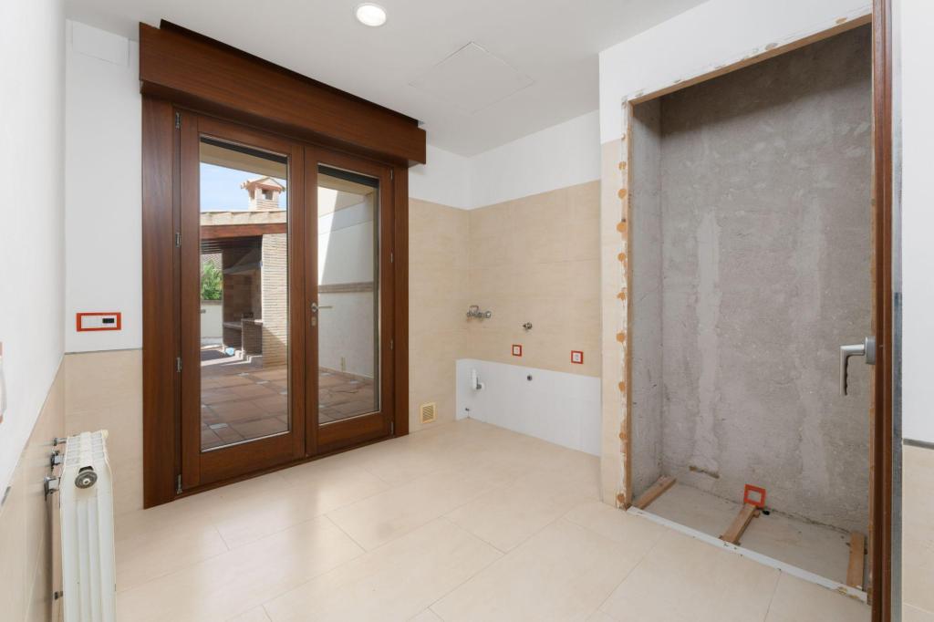 6 bed villa in Albir