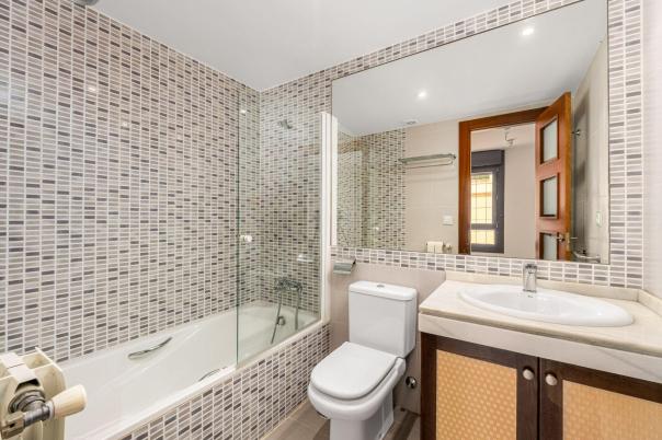 6 bed villa in Albir