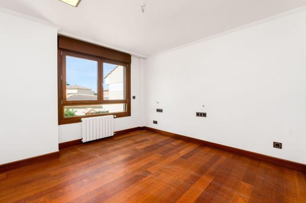 6 bed villa in Albir