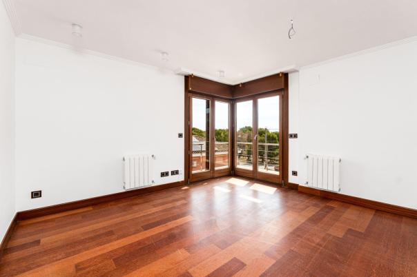 6 bed villa in Albir