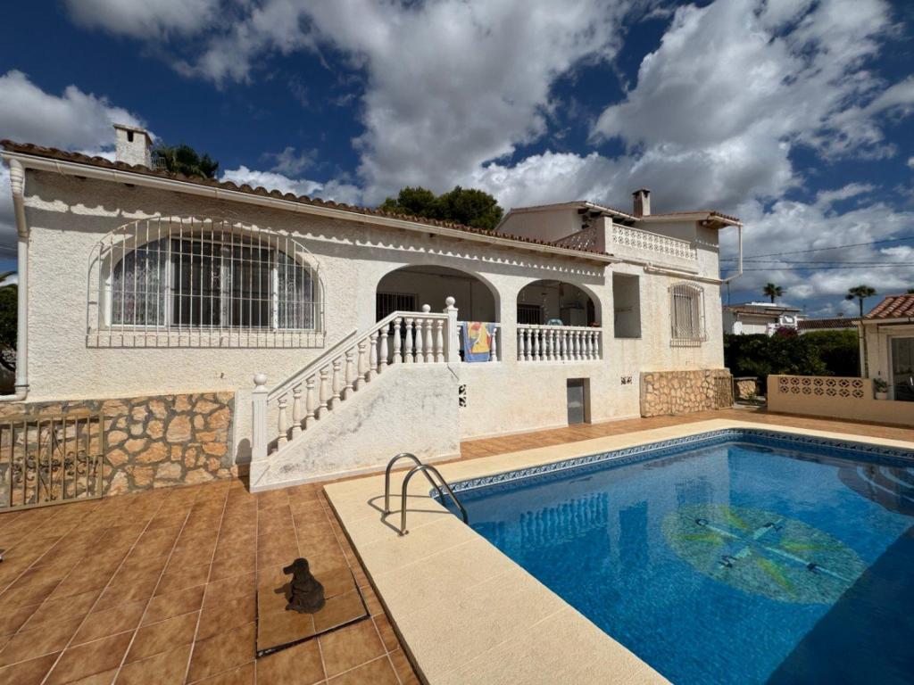 5 bed villa in Benissa