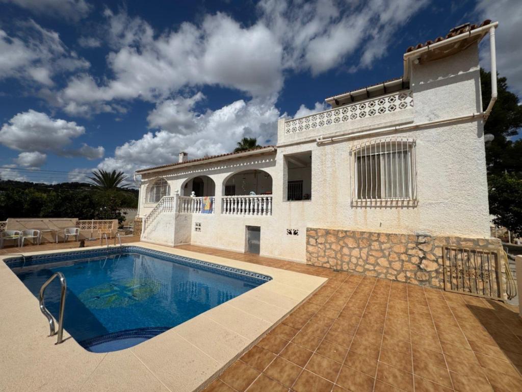 5 bed villa in Benissa