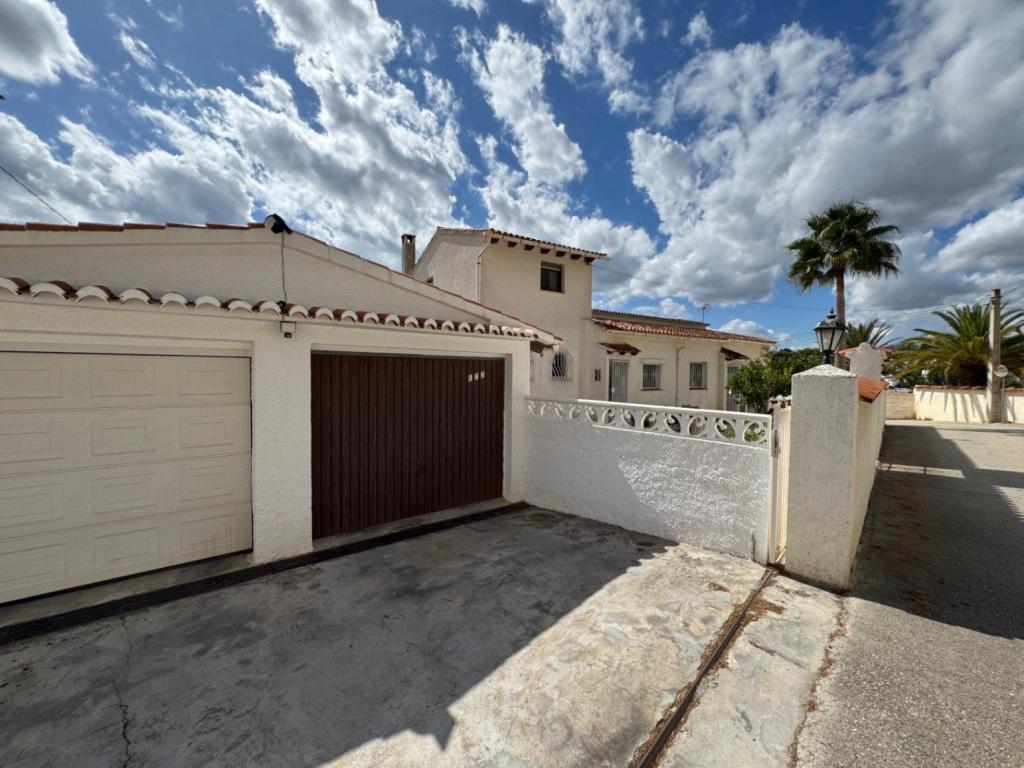 5 bed villa in Benissa