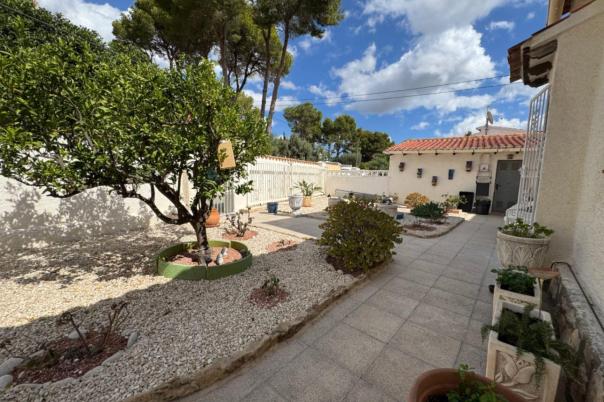 5 bed villa in Benissa