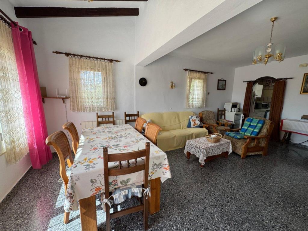5 bed villa in Benissa