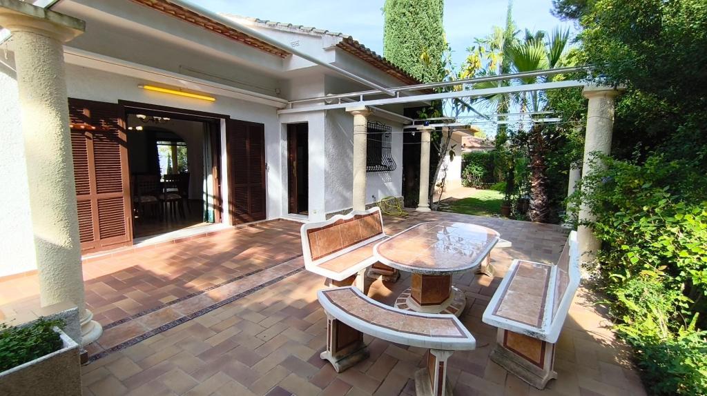 5 bed villa in Denia
