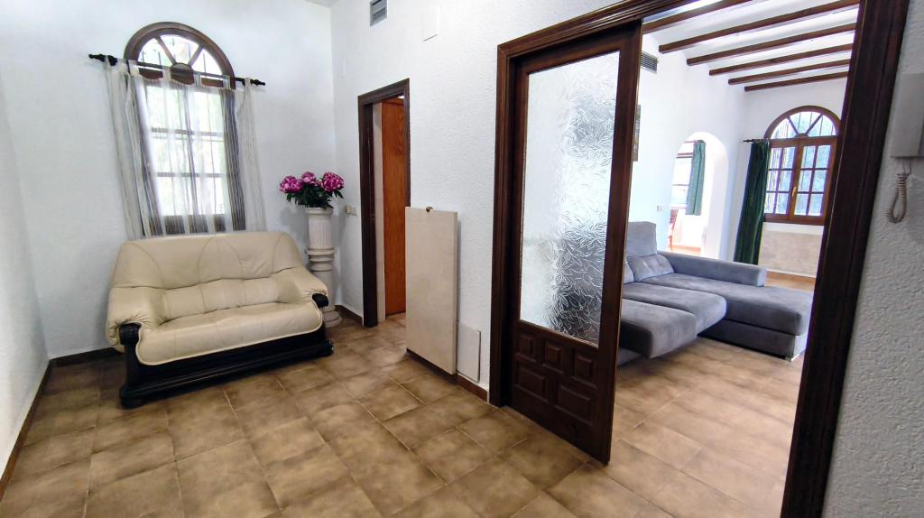 5 bed villa in Denia