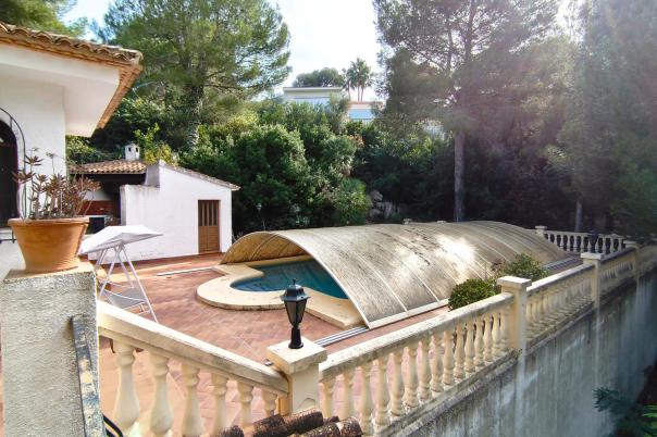 5 bed villa in Denia