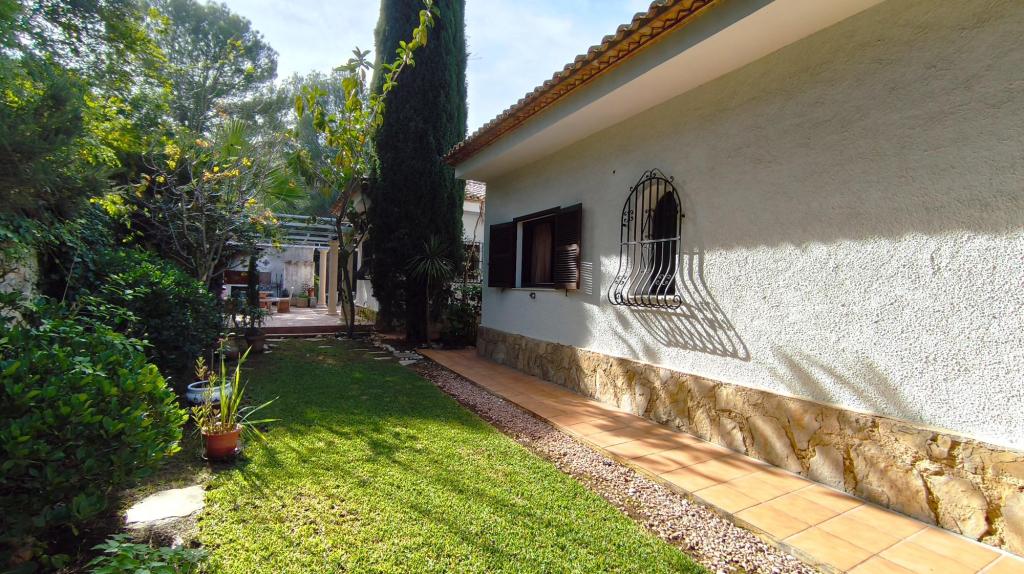 5 bed villa in Denia