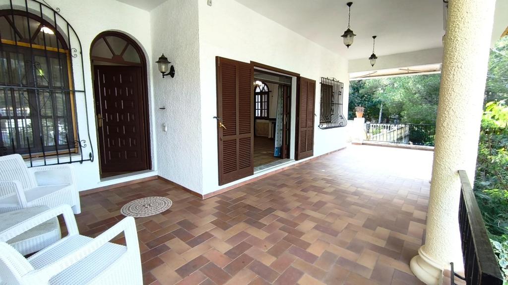 5 bed villa in Denia