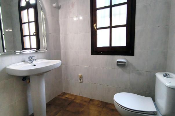 5 bed villa in Denia