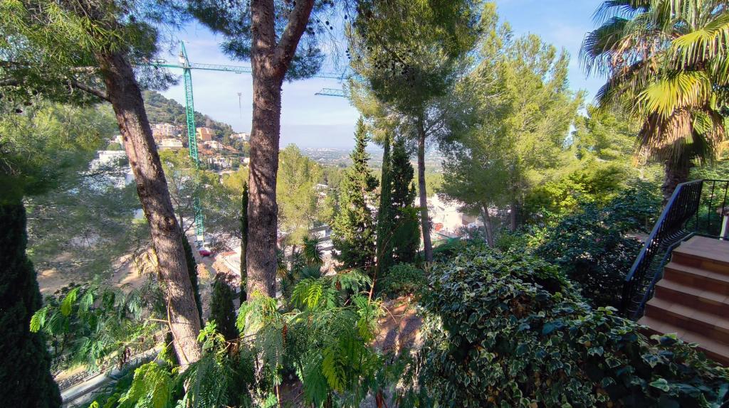 5 bed villa in Denia