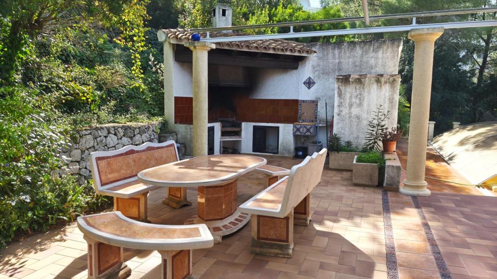 5 bed villa in Denia