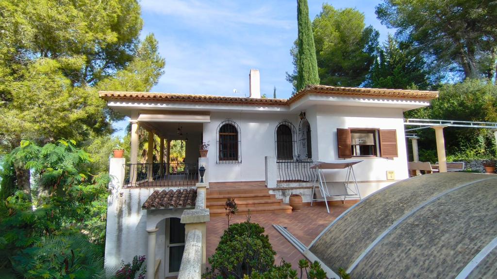 5 bed villa in Denia