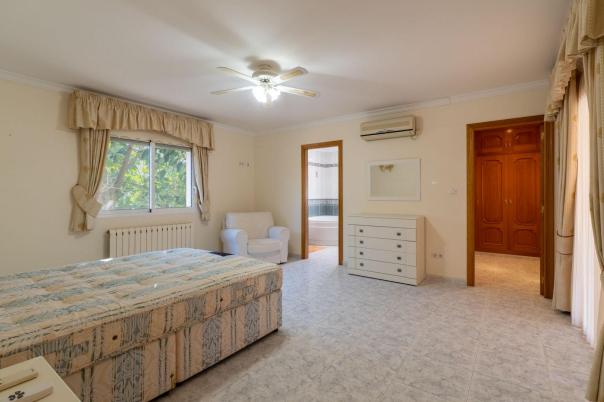 3 bed villa in Jalón