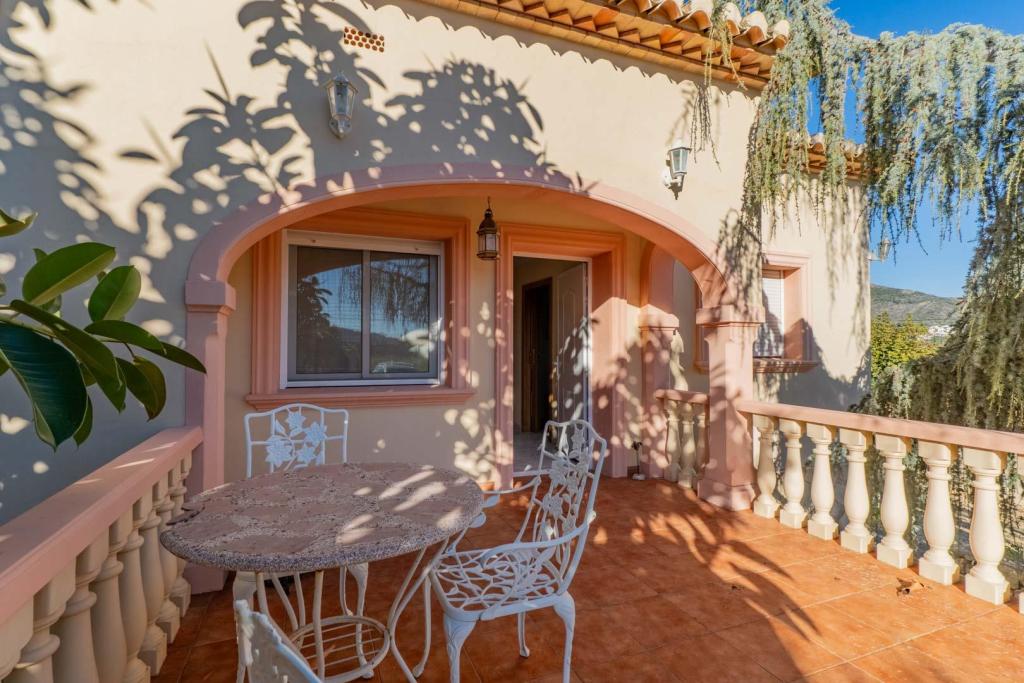 3 bed villa in Jalón
