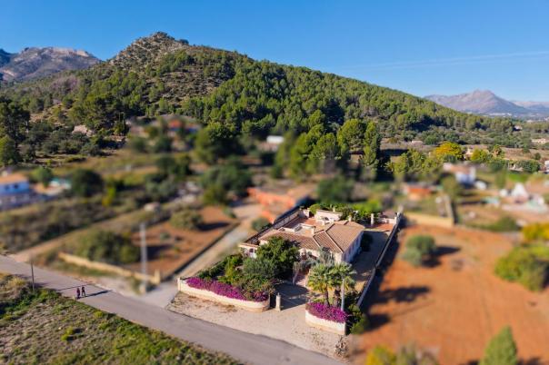 3 bed villa in Jalón