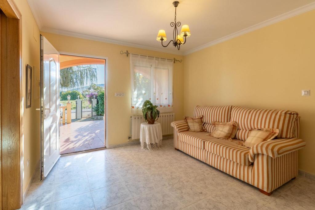 3 bed villa in Jalón