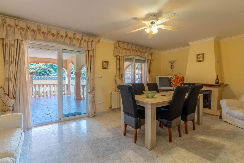 3 bed villa in Jalón