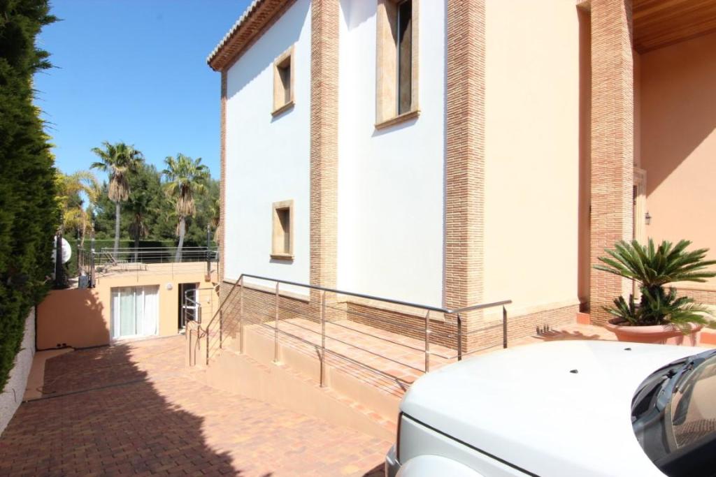 5 bed villa in Jávea