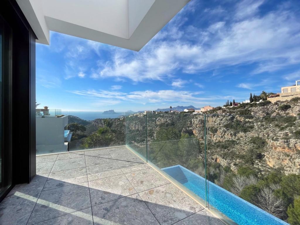 3 bed villas in Benitachell