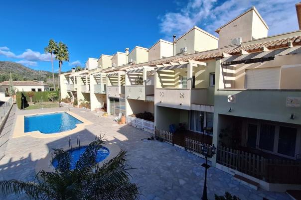 3 bed townhouse in Ràfol d'Almúnia, el