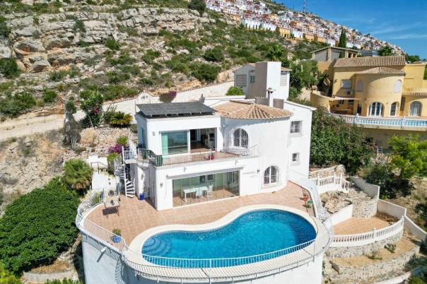 3 bed villa in Benitachell