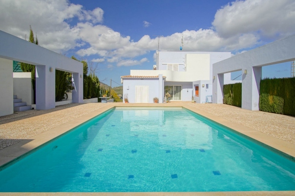 4 bed villa in Pedreguer