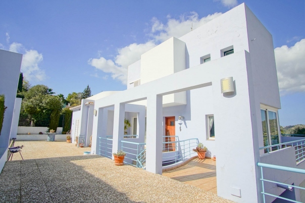 4 bed villa in Pedreguer