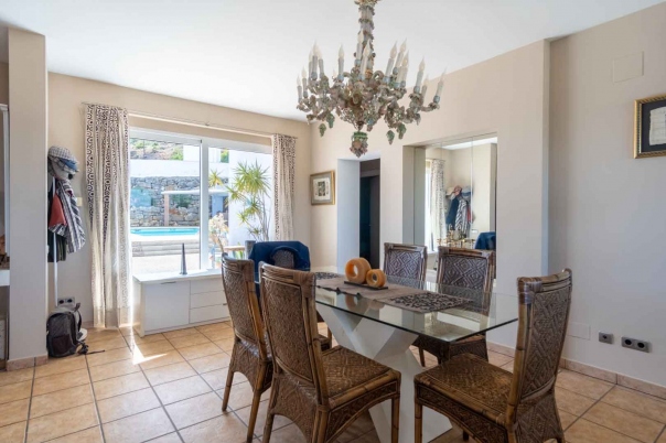 4 bed villa in Pedreguer