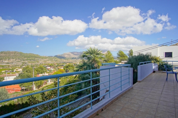 4 bed villa in Pedreguer