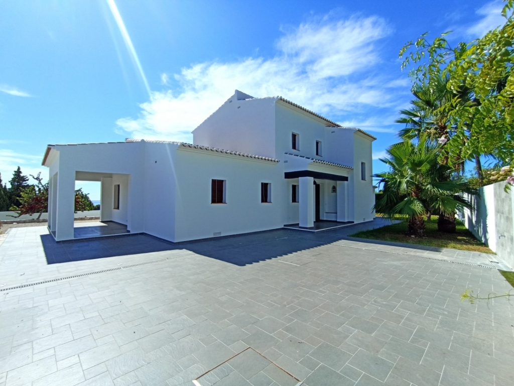 3 bed villa in Moraira