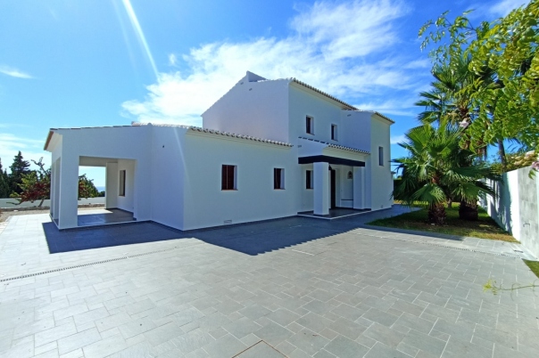 3 bed villa in Moraira