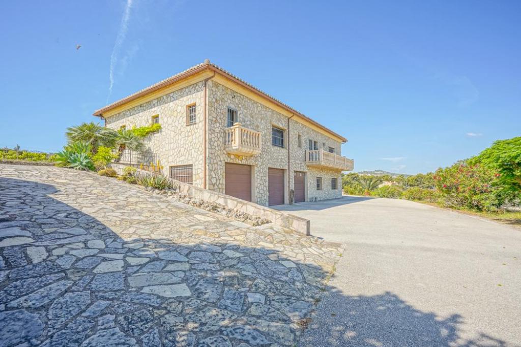 4 bed villa in Benitachell