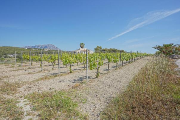4 bed villa in Benitachell