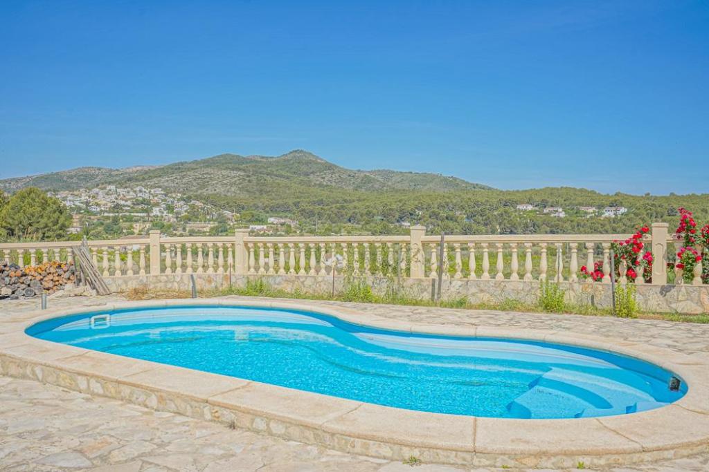 4 bed villa in Benitachell