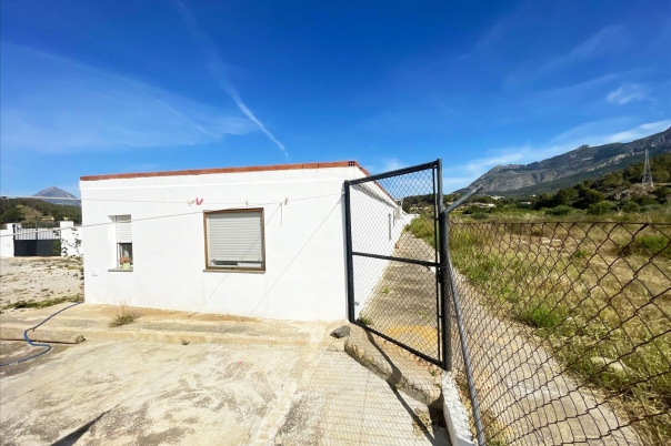 5 bed casa de campo in Altea