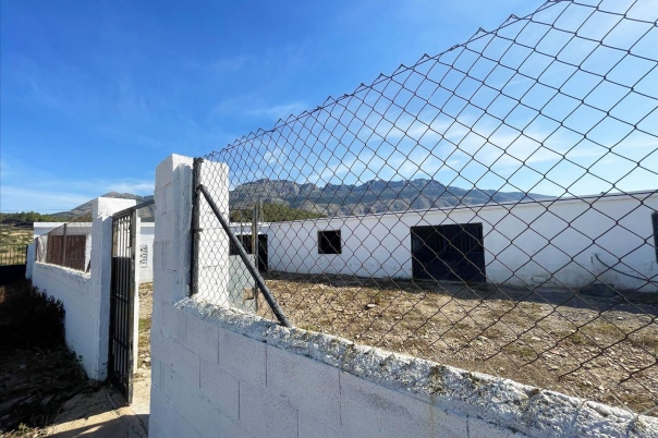 5 bed casa de campo in Altea