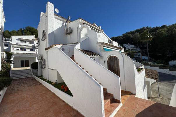 3 bed apartment in Benitachell