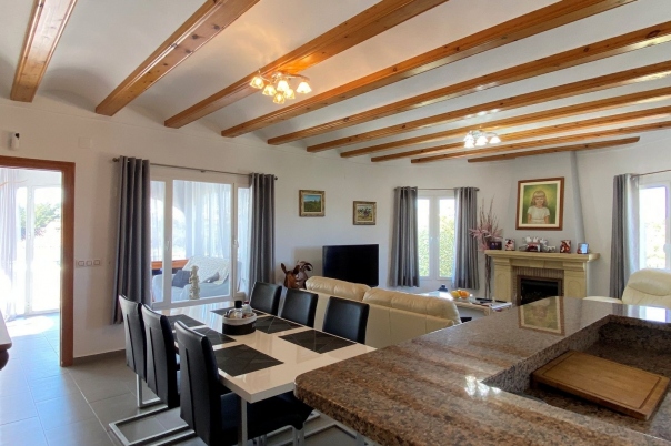 2 bed villa in Benitachell