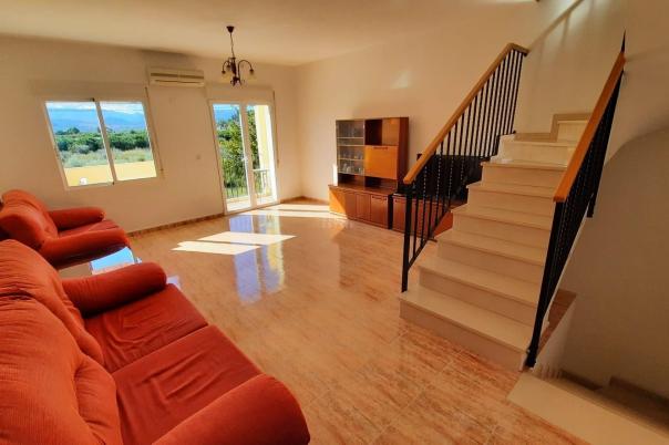 3 bed townhouse in Beniarbeig