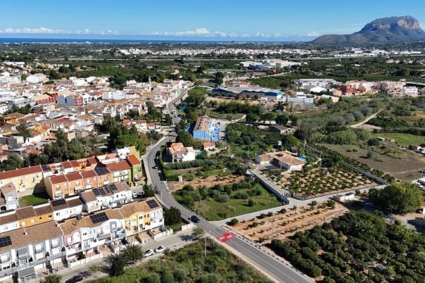 3 bed townhouse in Beniarbeig