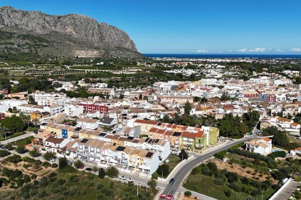 3 bed townhouse in Beniarbeig