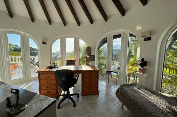 3 bed villa in Moraira