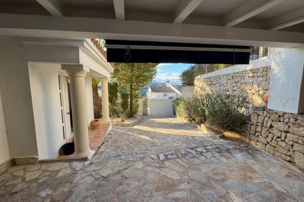 3 bed villa in Moraira