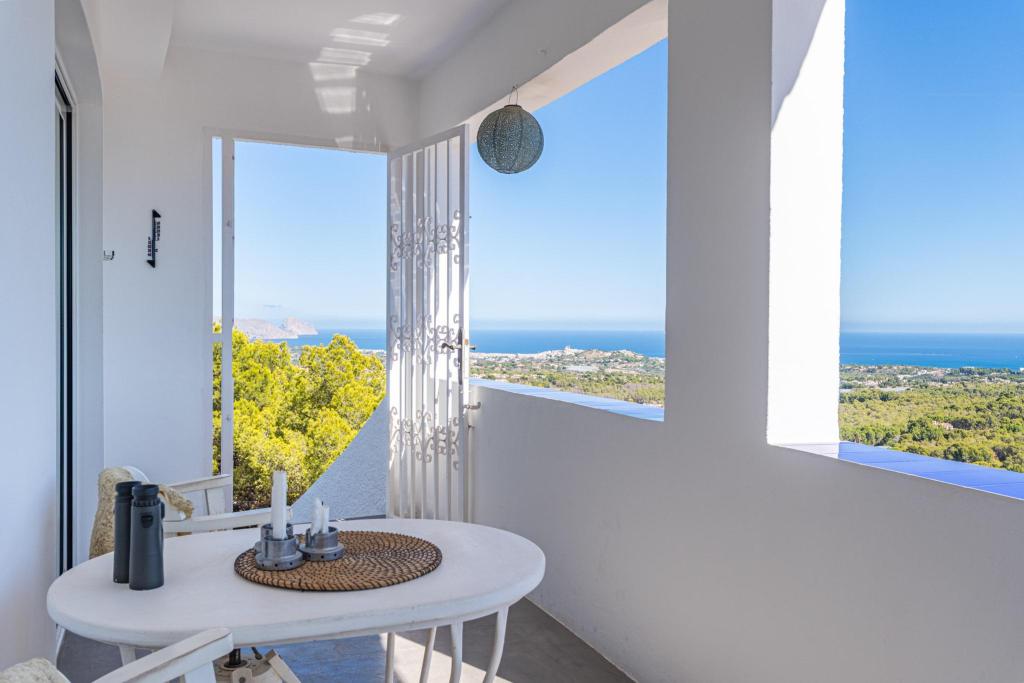 5 bed villa in Alfaz del Pi