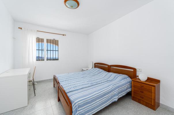 5 bed villa in Alfaz del Pi