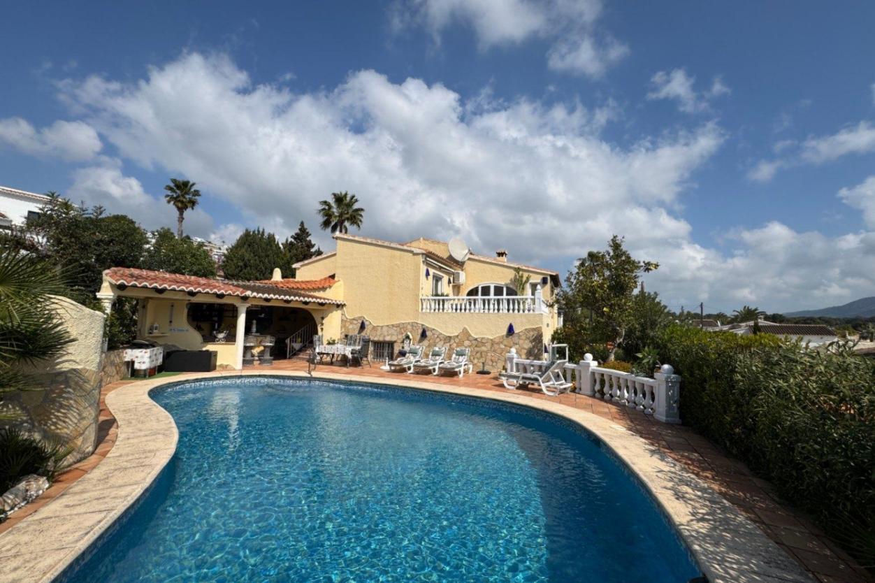 4 bed villa in Moraira