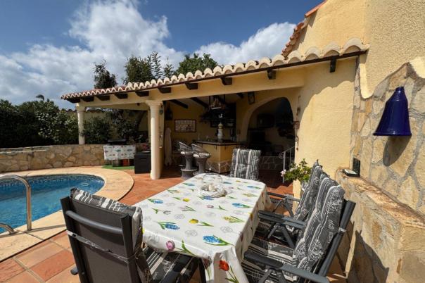 4 bed villa in Moraira