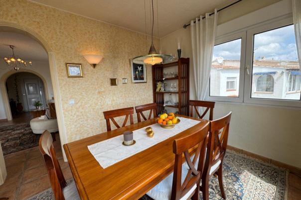 4 bed villa in Moraira